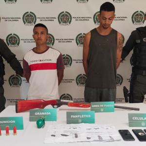 Los detenidos fueron identificados como ‘Sebastián’ y ‘Sebas’, de 23 y 24 años
