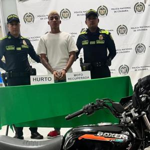 hombre acusado de robar una motocicleta en Cartagena