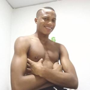 Yeiner Andrés Mena Caraballo alias El Profe, de 27 años, herido a bala.