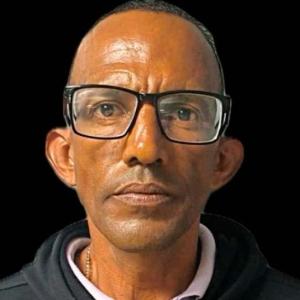 El hombre fue identificado como Wilfrido Chico Prieto, señalado por el delito de porte y tráfico de armas de fuego y municiones.