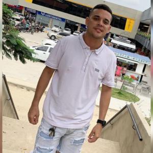 Leiner Adrián Serna Aldana.