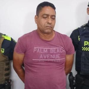 Fotografía del momento de la captura de Fabián Quintero Ramírez.