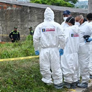 Peritos del CTI de la Fiscalía