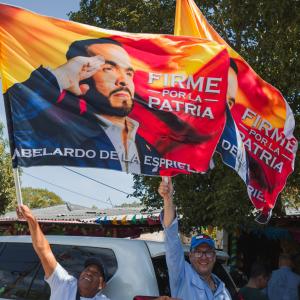 Seguidores del candidato presidencial Abelardo De la Espriella.