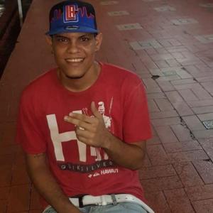Denilson Otero Lara, de 24 años de edad, asesinado a balazos.