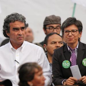 Claudia López y Sergio Fajardo, representantes del centro político