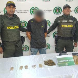 Durante los procedimientos fueron incautadas dosis de base de coca y marihuana