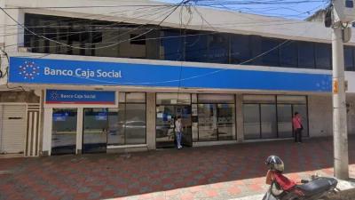 Banco Caja Social del centro de Barranquilla.