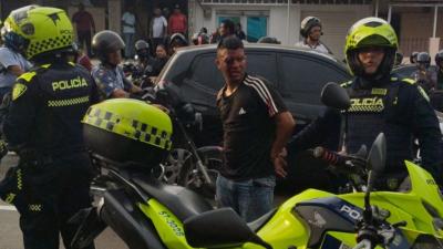 La reacción de la comunidad, sumada a la intervención de la patrulla de vigilancia, permitió la captura de uno de los presuntos implicados.