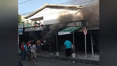 Hasta el momento no se reportan personas lesionadas, aunque se evalúan posibles daños materiales.