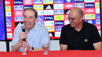 Alfredo Arias, técnico de Junior durante su presentación a los medio de comunicación