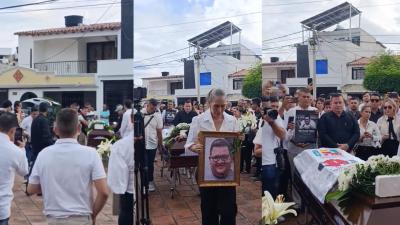 Homenaje a periodista asesinado