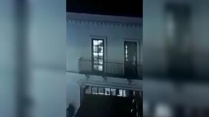 La extraña sombra fue registrada en video.