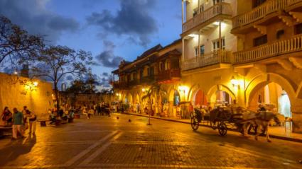 Al parecer, el hombre identificado como Alejandro Ripoll habría puesto resistencia en el momento en que los delincuentes iban directo por su reloj. 