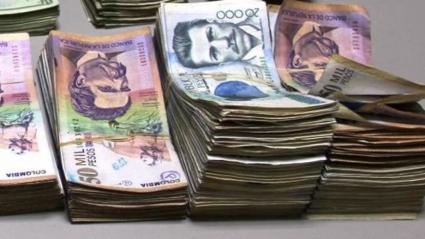 Los delincuentes se llevaron otros objetos, pero el dinero permaneció intacto.