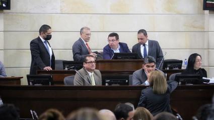 El proyecto de ley fue aprobado con 58 votos a favor y solo 4 en contra