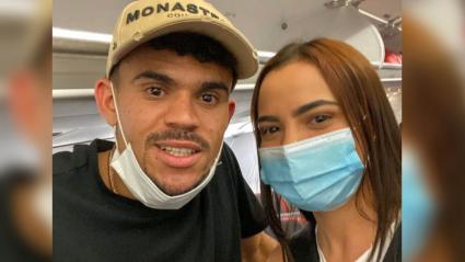 Personas reconocieron al jugador en el vuelo que aterrizaba en 'curramba'