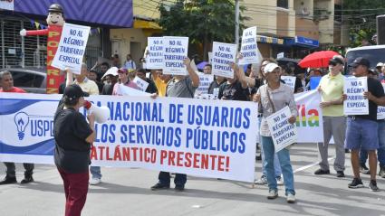 Las protestas se realizan por parte de una parte de la población que se encuentra agotada por los frecuentes cortes de energía de Air-e.