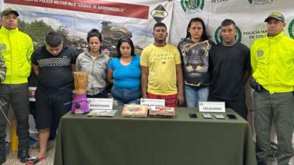 Los seis detenidos quedaron a disposición de la Fiscalía en la URI de Barranquilla.