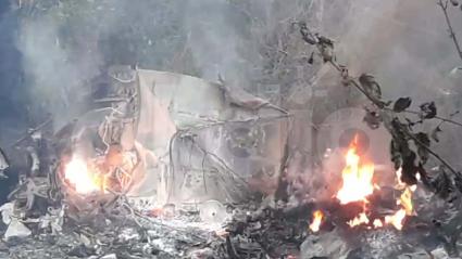 Aspecto del helicóptero en llamas