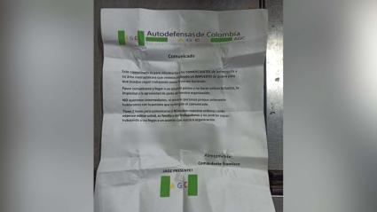 Panfleto amenazante entregado a dueño de tienda. 