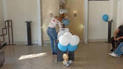 El menor murió como consecuencia de los golpes que recibió. Al parecer, también habría sido víctima de abuso sexual por cuenta de su propio padre. 