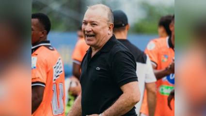Alberto Suárez, técnico del Envigado FC.