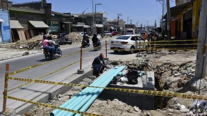 Aspecto de las obras que se desarrollan en la calle 30