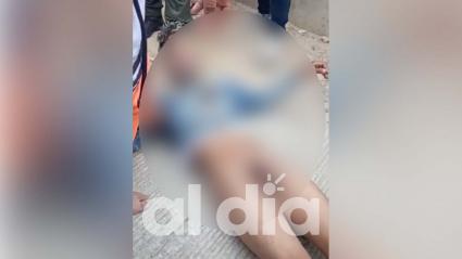 Aspecto del joven golpeado en horas de la tarde de este martes. 