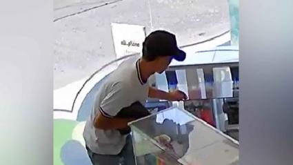 El proceder del joven quedó registrado en video