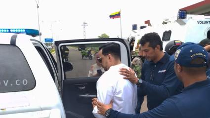 Alias Castor a su llegada a Colombia tras estar recluido en Venezuela