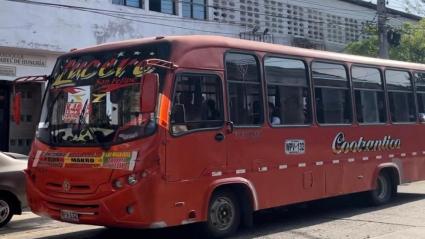 Un bus de Lucero San Felipe. 