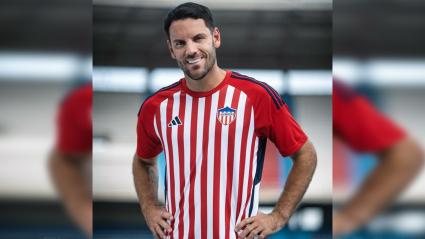 Sebastián Viera, excapitán del cuadro barranquillero, fue uno de los modelos elegidos por Adidas para presentar la nueva piel