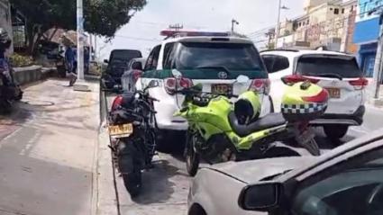 Testigos informaron que sujetos a bordo de una motocicleta habrían llegado hasta el lugar a eso de las 11:00 de la mañana
