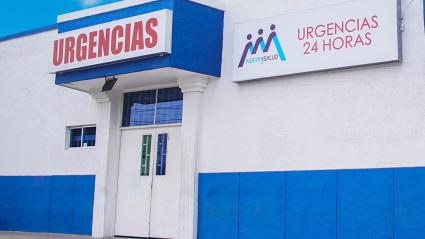 Fachada de la Clínica Agrupasalud, centro médico al que fue conducido el herido