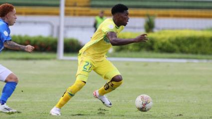 A Jhon Lerma lo describen como un lateral con muy buena salida ofensiva.