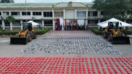 Material incautado por el Ejército en Juan de Acosta.