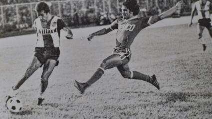 Juan Ramón 'la Bruja' Verón en un partido con Junior.