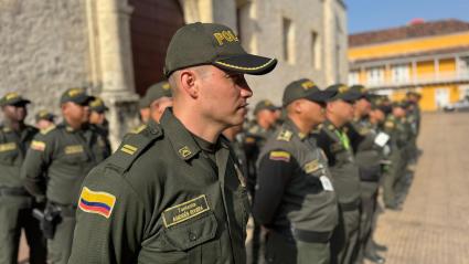Policías en Bolívar.