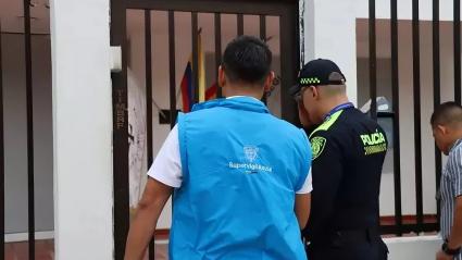 Funcionario de la Superintendencia de Vigilancia y Seguridad Privada.