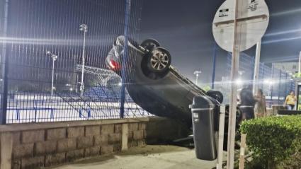Vehículo que se accidentó en el patinódromo de la 94 en Barranquilla.