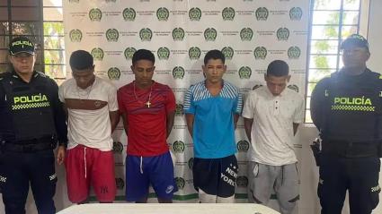 Hombres capturados en Repelón.