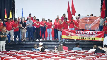 Sindicato en evento de la Universidad Autónoma del Caribe.