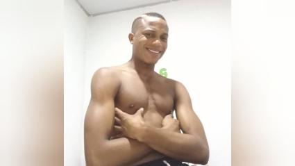 Yeiner Andrés Mena Caraballo alias El Profe, de 27 años, herido a bala.