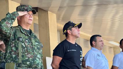 El alcalde Char ha sido la víctima más reciente de amenazas de muertes.