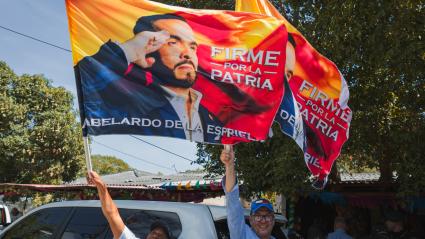 Seguidores del candidato presidencial Abelardo De la Espriella.
