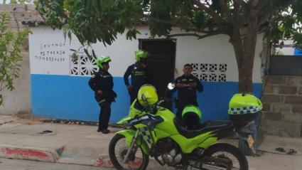 Policías en Sabanalarga