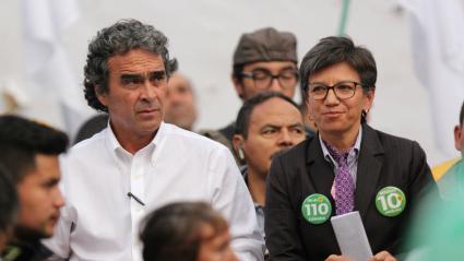 Claudia López y Sergio Fajardo, representantes del centro político