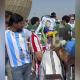 El hincha fue visto a la entrada del estadio donde Argentina perdió 2-1 contra Arabia