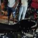 La víctima esperaba abordo de su motocicleta cuando fue atacado a disparos.